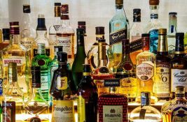 Sve popijeno pre vremena: Država kupuje dodatne količine alkoholnih pića