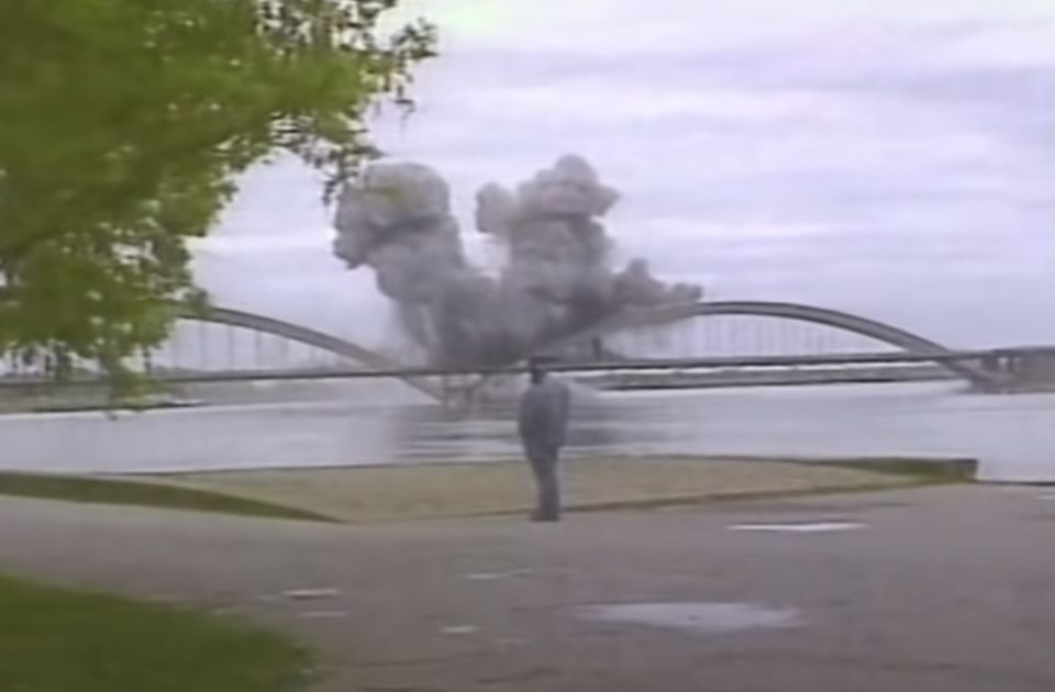 Na današnji dan: Srušen Žeželjev most, nuklearna katastrofa u Černobilju, rođen Meša Selimović