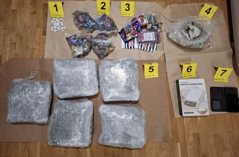 Uhapšen zbog pet kilograma marihuane i kokaina