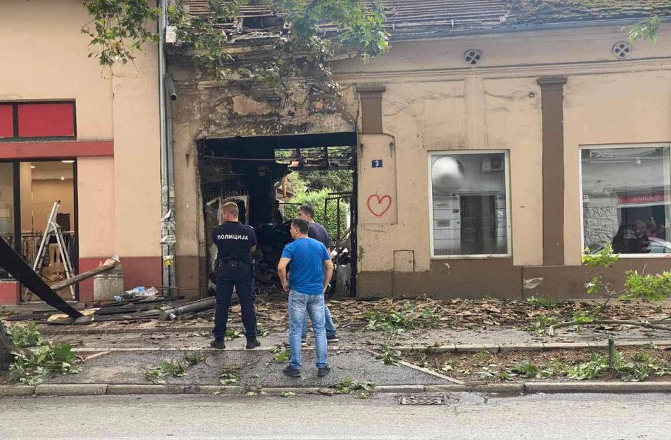 FOTO: Jutro nakon požara u Jevrejskoj i dalje traje uviđaj, nije bilo povređenih