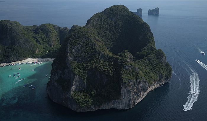 Turisti uništili tajlandski raj iz filma "Plaža"