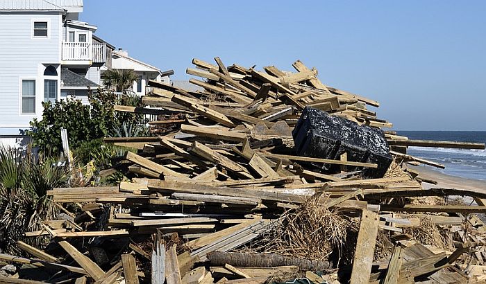 Uragan udario obalu Floride, vojska u pripravnosti