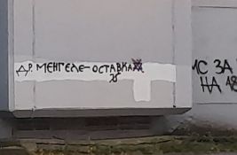 Mirović: Hitno pronaći odgovorne za sramotni grafit upućen dr Konu na Novom naselju