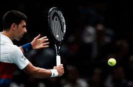 ATP Pariz: Đoković bez borbe do četvrtfinala, povreda jača od Monfisa