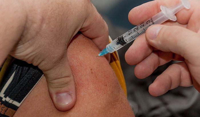 "Rusija u septembru počinje proizvodnju vakcine protiv kovida"