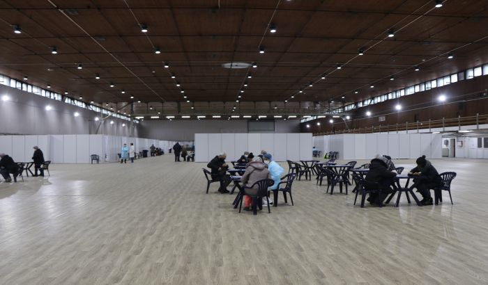 Učinak vakcinacije biće vidljiv za mesec dana