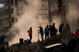 Broje se mrtvi: U zemljotresu koji je pogodio Tursku i Siriju poginulo više od 12.000 ljudi