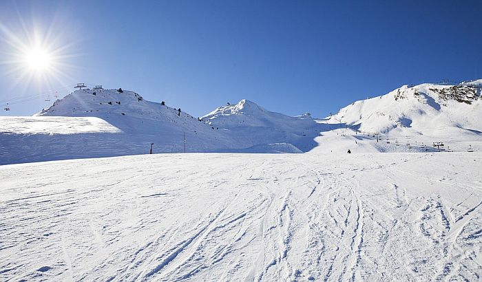 Turisti u austrijska skijališta dolaze preko navodnih obuka kako bi zaobišli epidemiološke mere