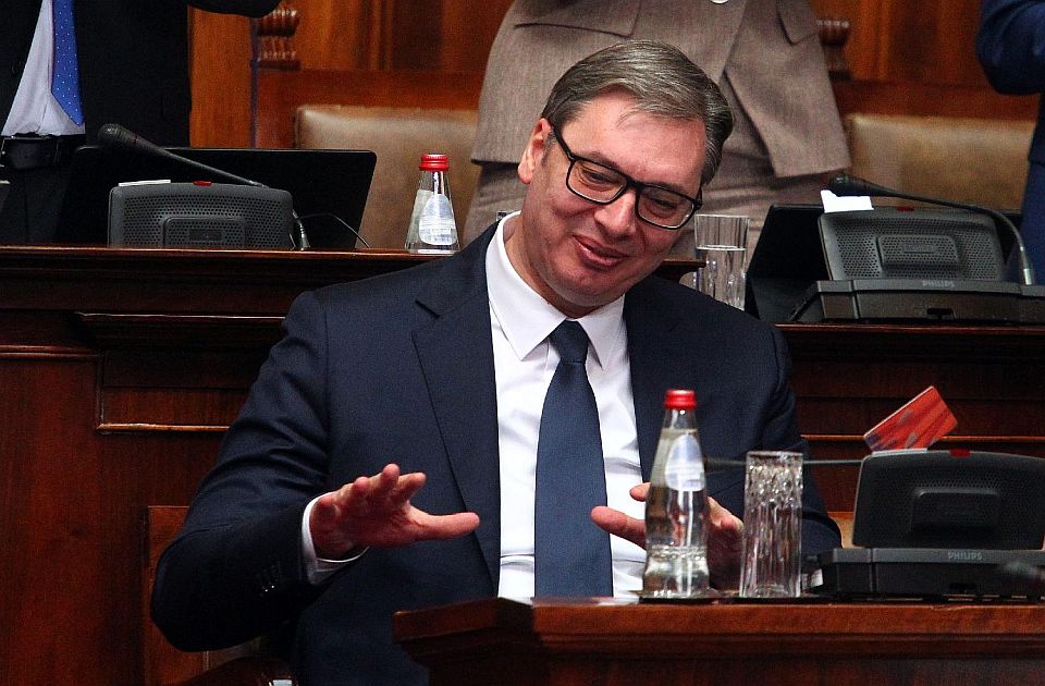 Vučić najavio povlačenje, a da li će se to stvarno desiti: Ko su mogući kandidati za predsednika SNS