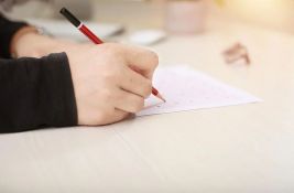 Osmaci danas rade probni test iz matematike