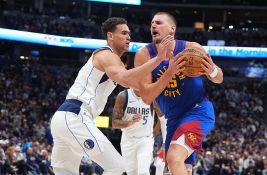 VIDEO: Jokić u porazu Denvera protiv Dalasa zabeležio svoj 11. tripl-dabl