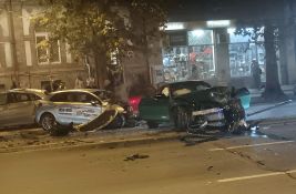 Muškarac nastradao u nesreći u Jevrejskoj, devojka zadobila teške povrede