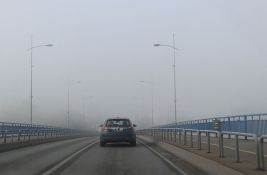 Magla i gužva na ulazu u Novi Sad iz smera Rumenke: Šta se dešava u saobraćaju 