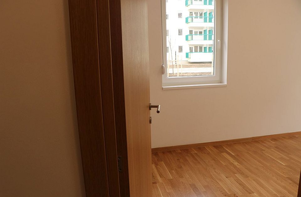 Zdrava sistemska priča: Bezbednjaci ne prestaju da iznajmljuju svoje "jeftine" stanove u Novom Sadu