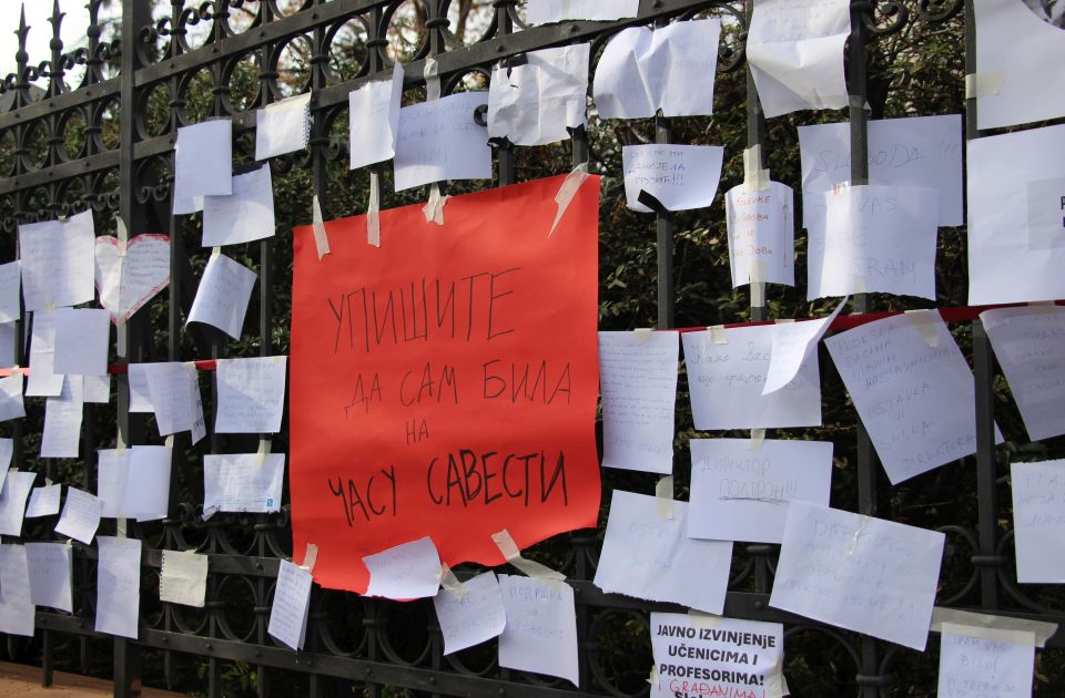 U petak javni čas bivših učenika Jovine gimnazije: "Pozivamo sve kojima je stalo do Novog Sada"