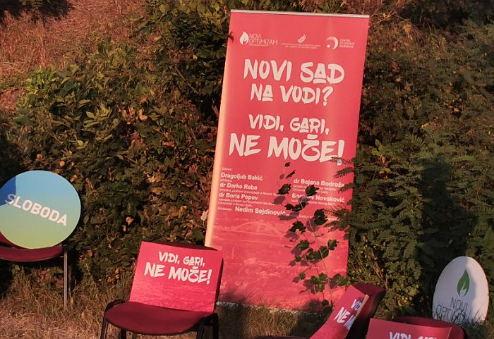 Izložba fotografija Dunavca i Šodroša u sklopu akcije "Vidi, gari, ne može!" u centru Novog Sada