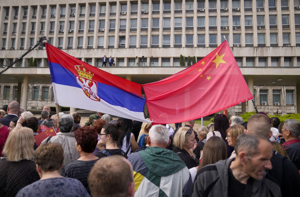 Zvaničnica Kine se zahvalila građanima koji su u Beogradu dočekali i pozdravili Sija