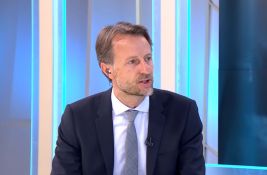 Bekerat: Izbori će biti lakmus test za demokratiju u Srbiji