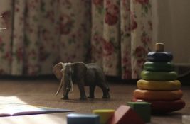 Pao deo plafona u jaslicama u Vršcu, materijal zakačio dete: Nije povređeno