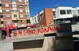 U centru Bujanovca osvanuo grafit Ratku Mladiću