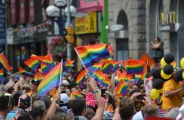 Prajd protestna šetnja danas u Beogradu