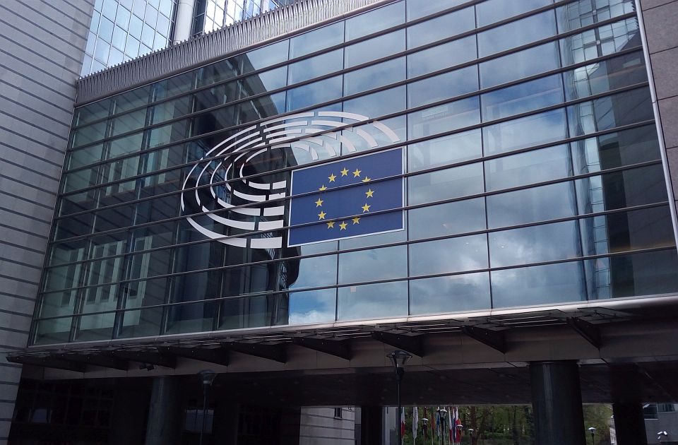 EP usvojio rezoluciju: Napredovanje Srbije ka EU i pare iz fondova samo ako uvede sankcije Rusiji