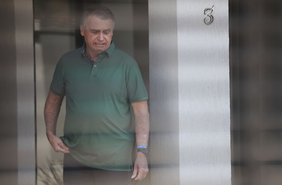 Bivši predsednik Brazila Bolsonaro osuđen na 27 godina zatvora
