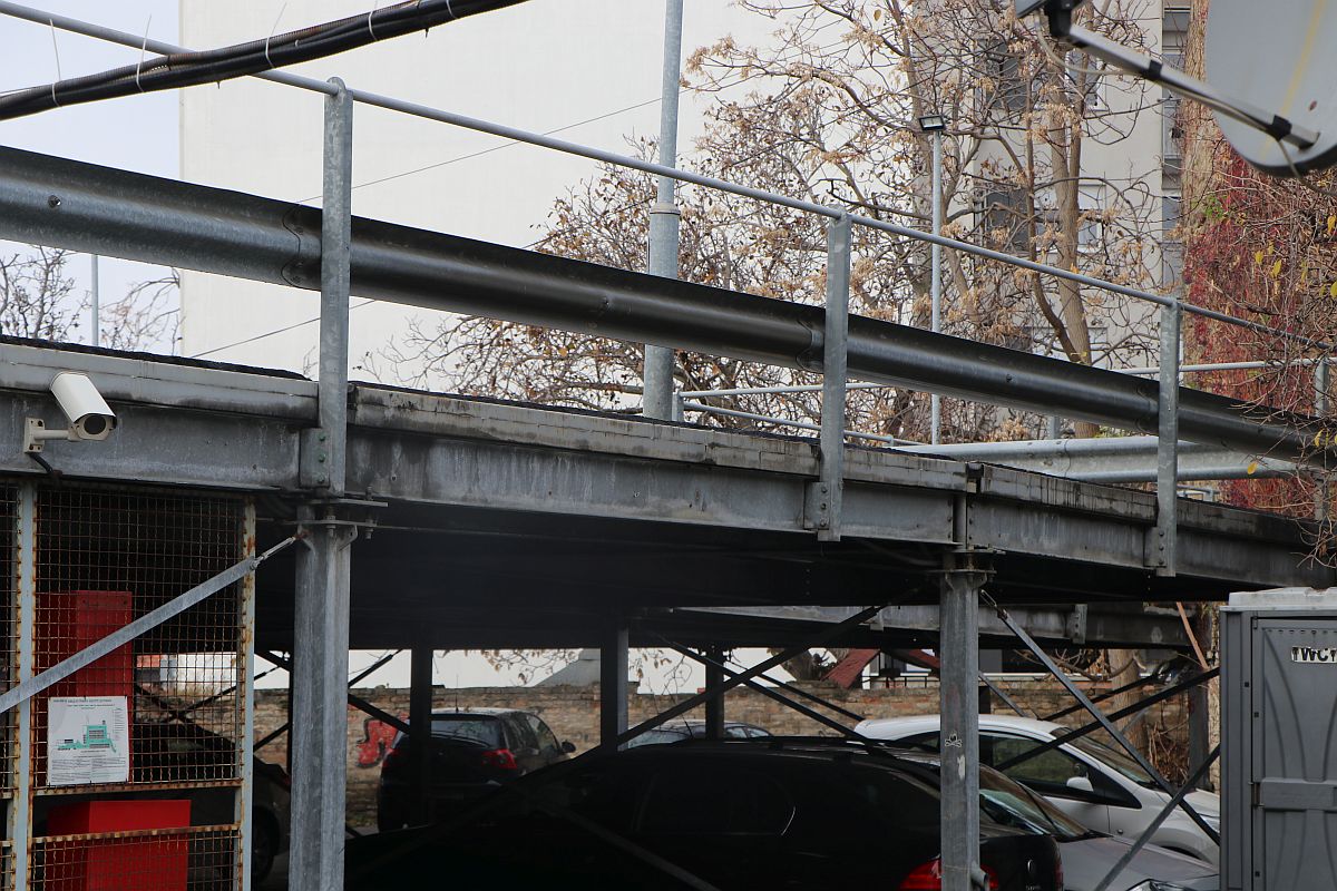Parking kod SNP-a će biti demontiran, premešta se na drugu lokaciju