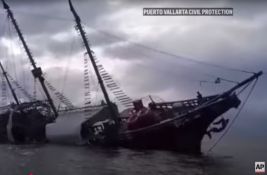 VIDEO: Potonula replika Kolumbovog broda 