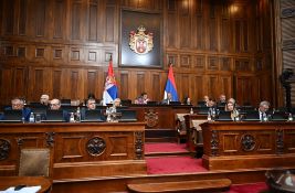 Roditelji dece sa smetnjama u razvoju traže hitnu raspravu u Skupštini o statusu roditelj-negovatelj