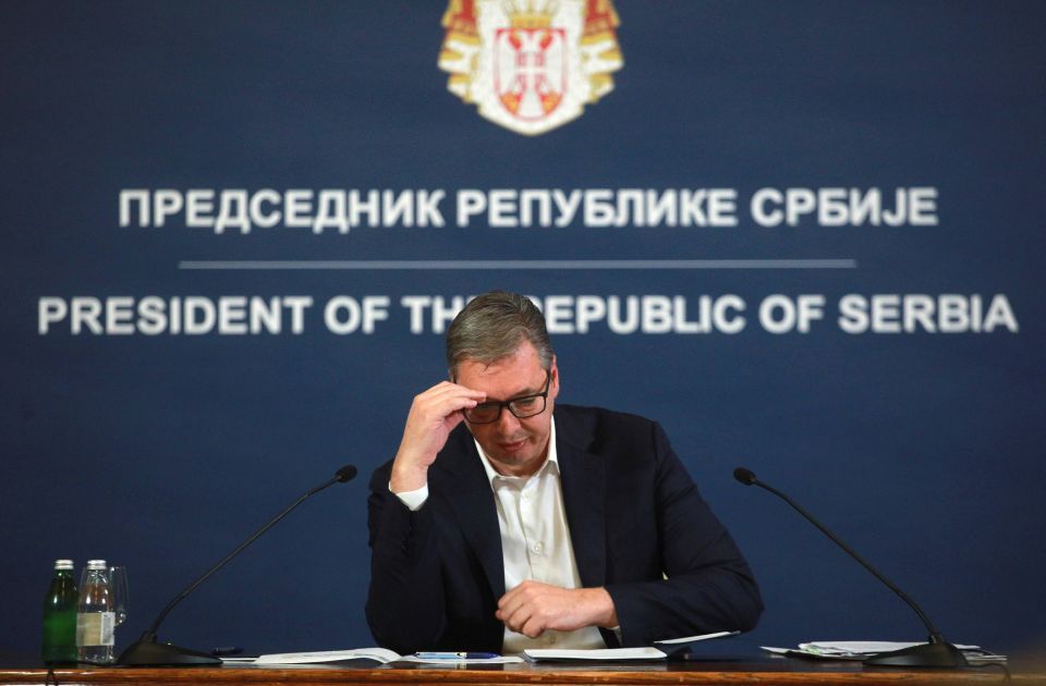 Švajcarski dnevnik: Vučić spremniji da prihvati štetu za Srbiju nego da naljuti Rusiju Švajcarski dnevnik: Vučić spremniji da prihvati štetu za Srbiju nego da naljuti Rusiju