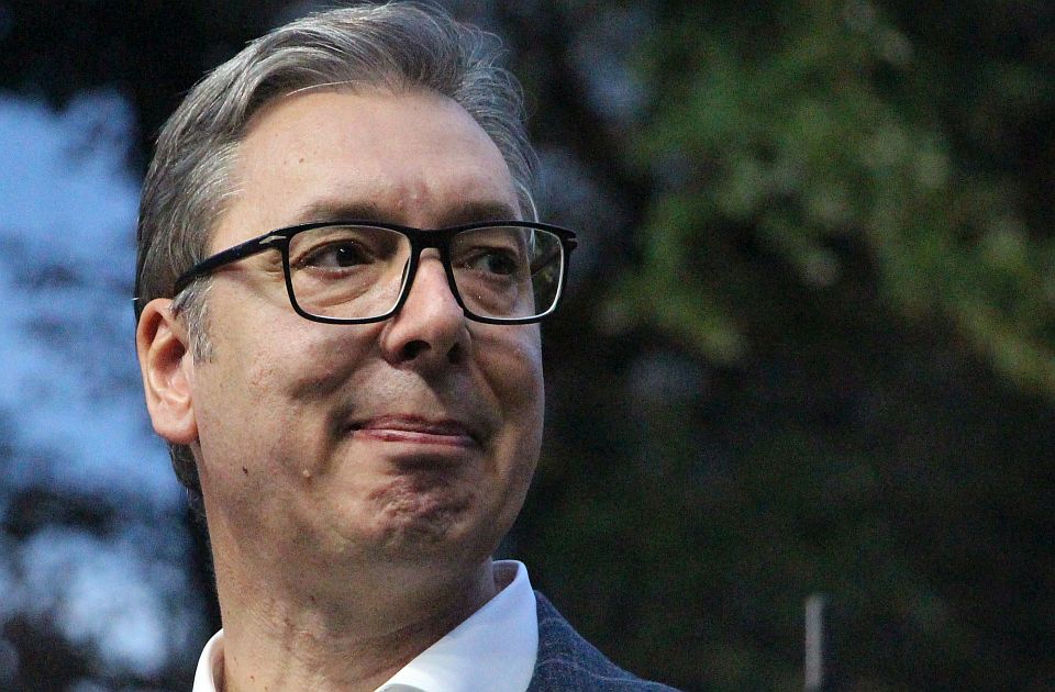 Vučić: Gorivo bi moralo da poskupi za 15 do 20 dinara