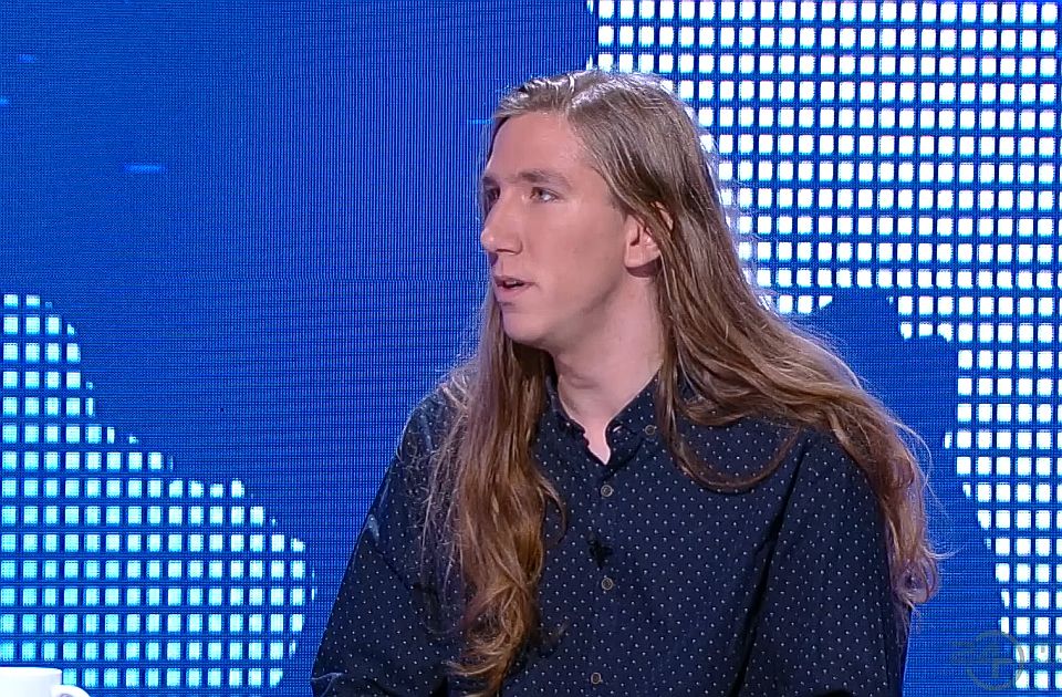 Glumci SNP-a se izvinili studentu Vukašinu Đinoviću