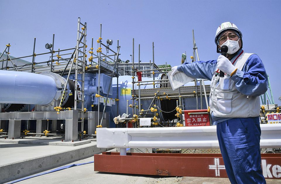 Japan dobio odobrenje da radioaktivnu vodu iz Fukušime ispusti u okean