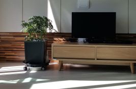  REM pozvao medije da 3. i 4. maja zatamne ekrane na po minut 