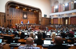 Skupština Srbije usvojila svih 40 tačaka dnevnog reda, odbijeni svi amandmani opozicije
