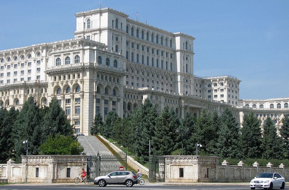 Sedam ministara izašlo iz rumunske vlade: Ostavke ugrozile i EU fondove