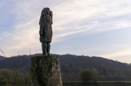 Slovenačka policija istražuje nestanak bronzane statue Melanije Tramp