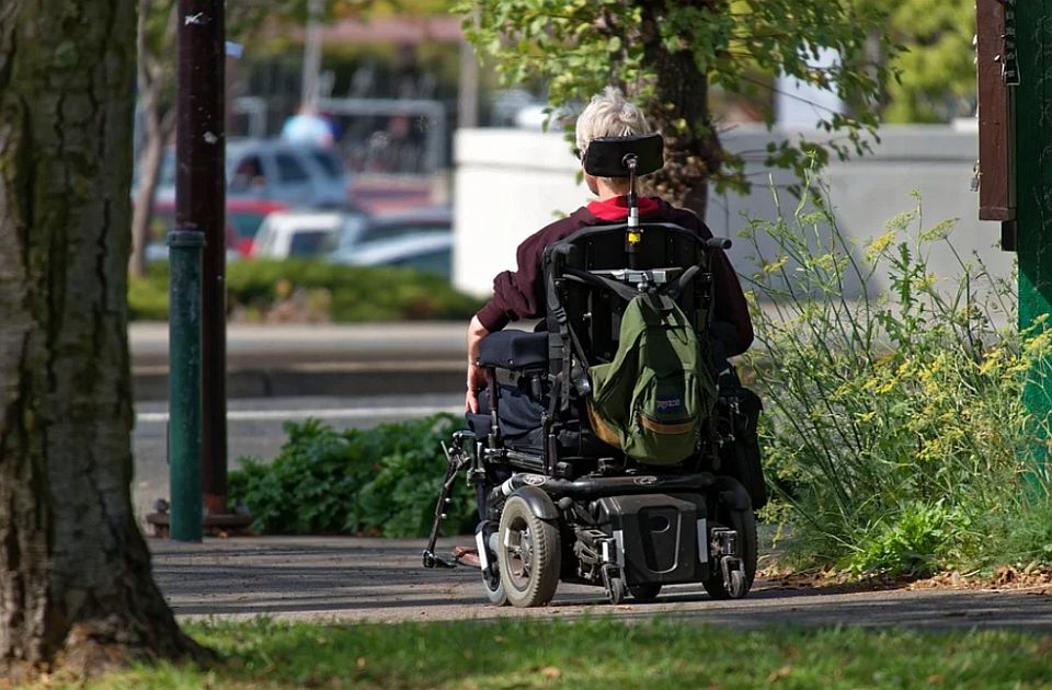 Za prevoz prugom Beograd-Novi Sad otvoren servis za osobe sa invaliditetom