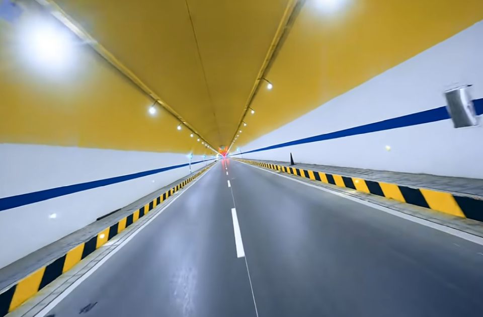 VIDEO: Ovo je najduži drumski tunel na svetu