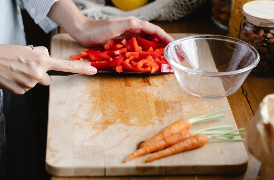Šest opasnih kuhinjskih grešaka koje većina pravi