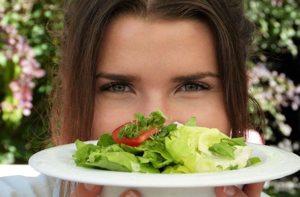 Studija sugeriše: Vegetarijanska ishrana smanjuje rizik od pet vrsta raka 