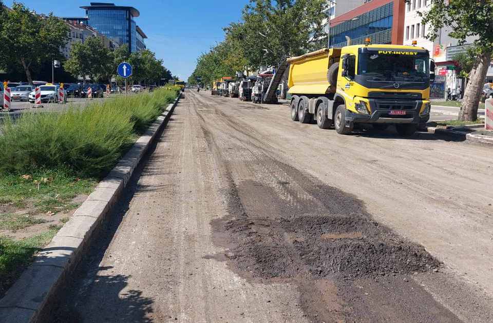 Nova izmena režima saobraćaja na Bulevaru oslobođenja: Pogledajte koja deonica se sada zatvara