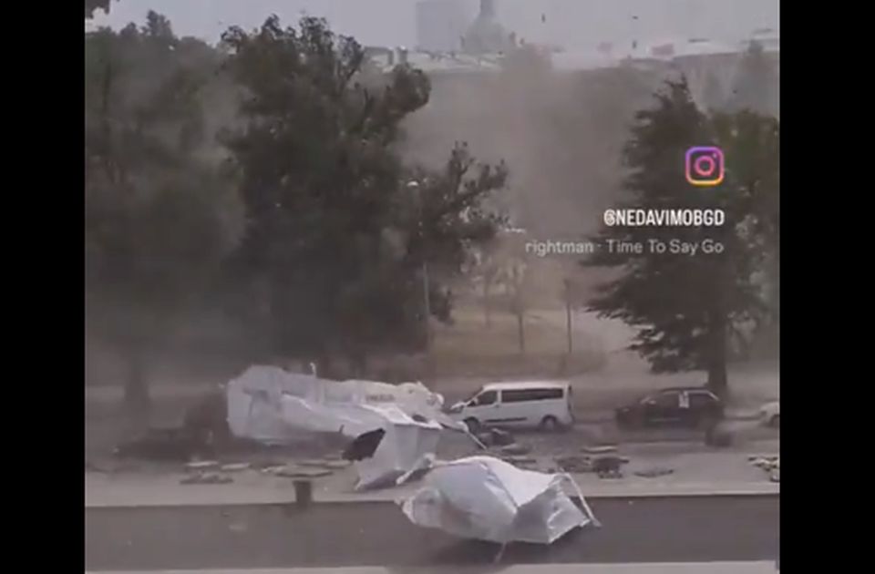 VIDEO: Vetar oduvao šatore u Ćacilendu