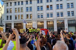 Austrijska ministarka: Austrija i EU biće uz mlade u Srbiji