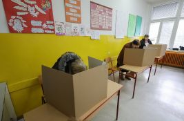  Nemački dnevnik: Uprkos mahinacijama i batinašima - SNS autokratskog Vučića pretrpela ozbiljne gubitke 