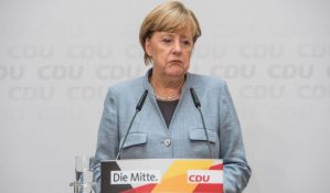 Merkel se zahvalila penzionerima i osoblju bolnica i domova za odgovorno ponašanje