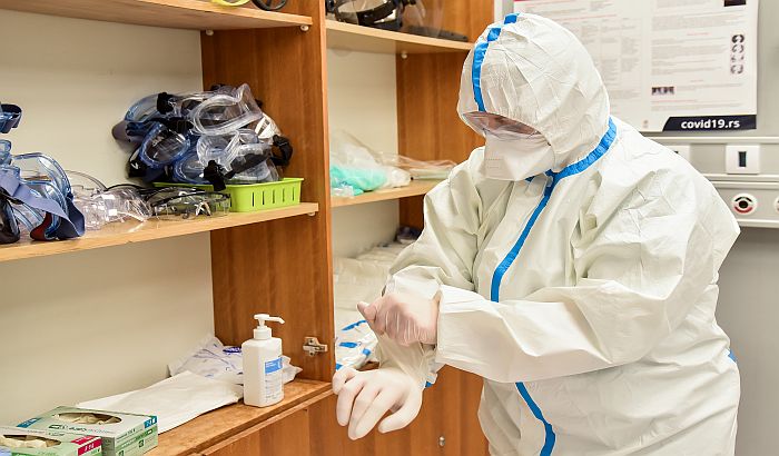 Preminulo još pet osoba od virusa korona u Srbiji, potvrđena nova 302 slučaja zaraze