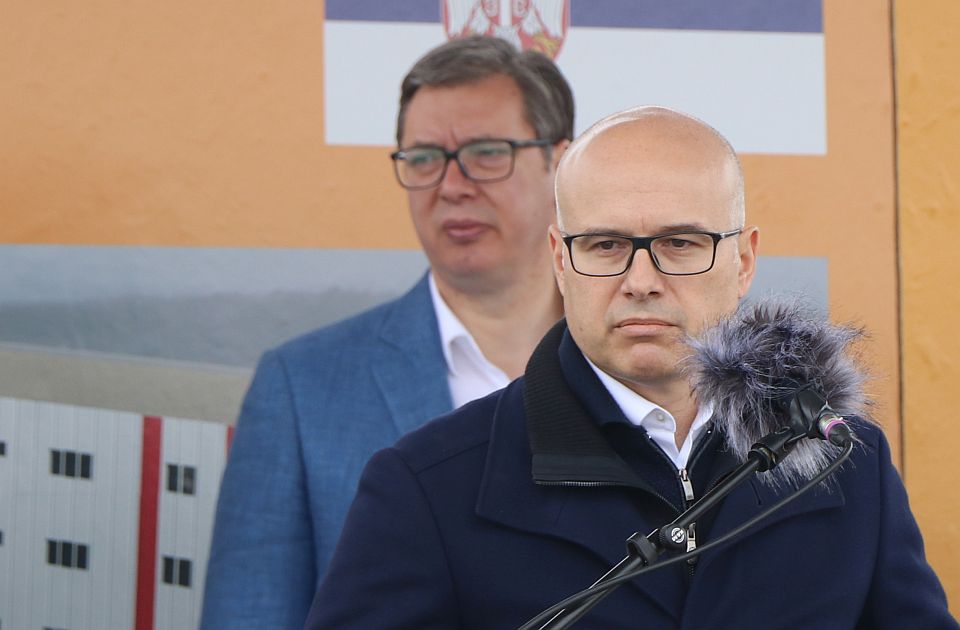 SNS u Kragujevcu bira novo rukovodstvo, Vučić se povlači sa mesta predsednika
