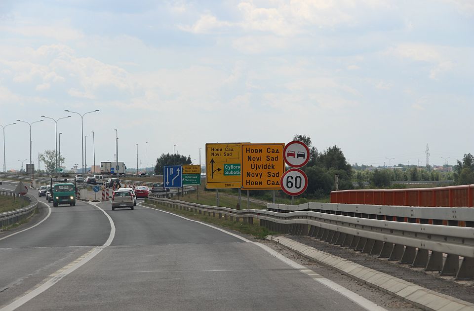 AMSS: Pojačan saobraćaj na putevima pred produženi vikend